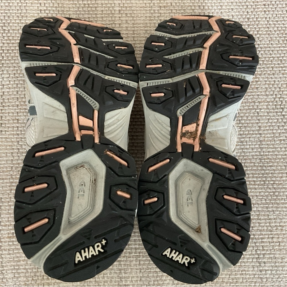 Asics Trail Women’s Size 6.5 - Picture 5 of 5